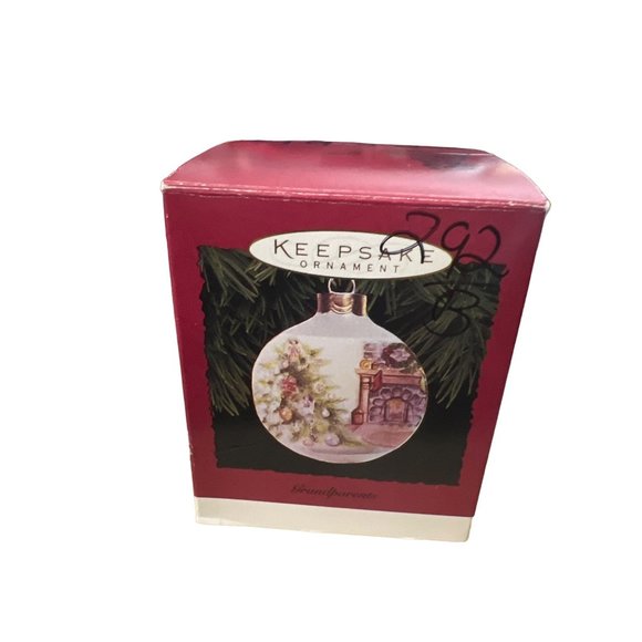Vintage Hallmark Keepsake Ornament Glass Grandparents 1995 - Picture 6 of 7